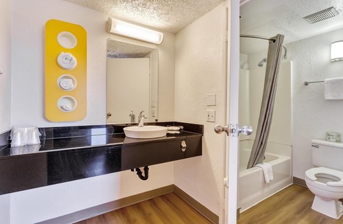 Vallejo Hotel | Motel 6 Vallejo, CA - Six Flags West