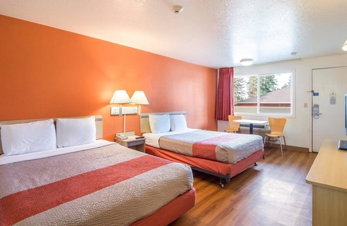 Vancouver Hotel | Motel 6 Vancouver, WA