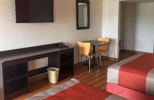 Waco Hotel | Motel 6 Waco, TX