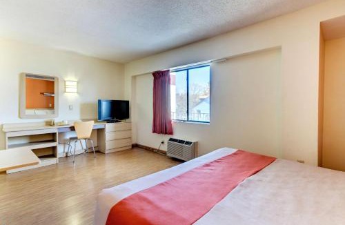 Takoma Hotel | Motel 6-Washington, DC