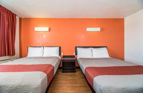 Westley Hotel | Motel 6-Westley, CA