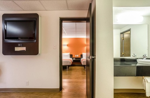 York Hotel | Motel 6 York, NE