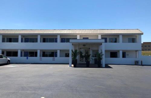 Monroe Hotel | Motel 75 Monroe