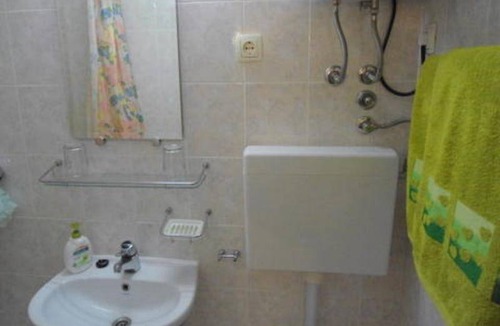 Cove Tri Zala (Zrnovo) House | Motel ∙ 8 guests