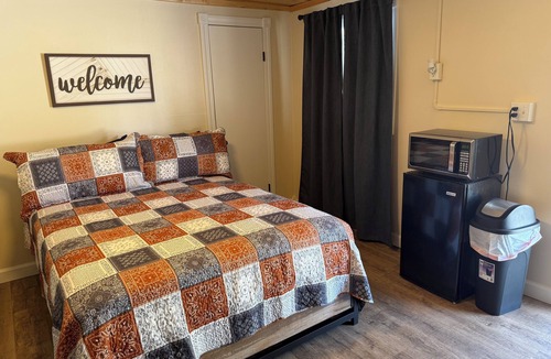 Gilbertsville Hotel | Motel at Ky Lake.