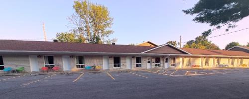 Saint-Charles-Borromee Hotel | Motel Bonsoir
