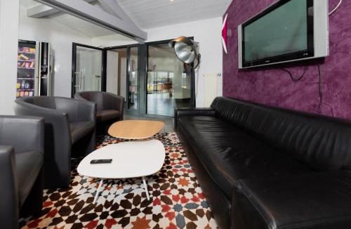 Ornex Hotel | Motel D'ornex