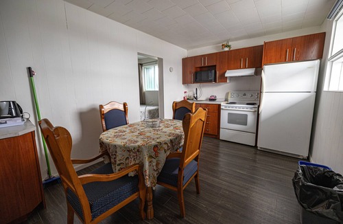 Ste Anne de Beaupre Hotel | Motel Deblois