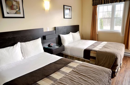 Sherbrooke Hotel | Motel des Cèdres