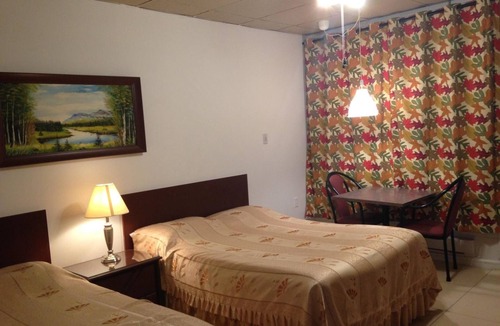 Sherbrooke Hotel | Motel Econo-Nuit