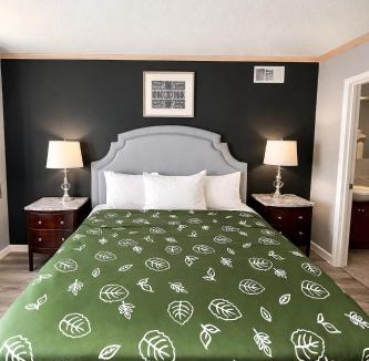 Wildwood Hotel | Motel Edgebrook Chicago North Shore By Oyo