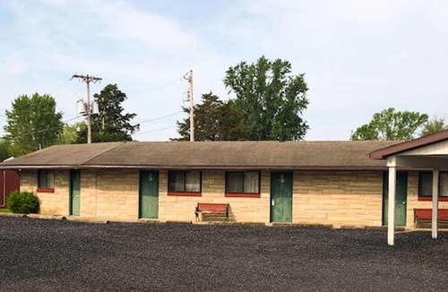 Rockville Hotel | Motel Forrest Rockville