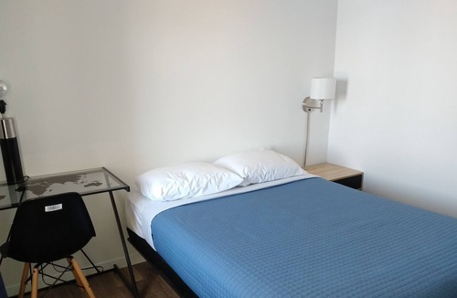 Ste Anne de Beaupre Hotel | Motel Hibiscus