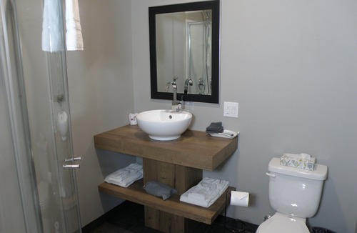 Saint-Ambroise Hotel | Motel Hotelia