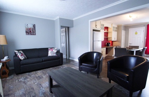 Coaticook Hotel | Motel La Source
