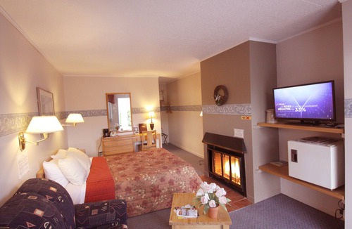 Saint-Sauveur Hotel | Motel Le JoliBourg