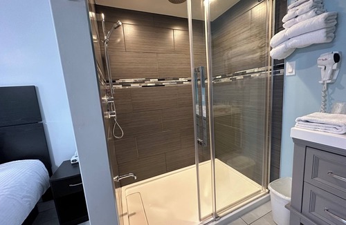 Lennoxville Hotel | Motel Le Refuge