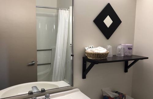 Mont-St-Hilaire Hotel | Motel Le Transit