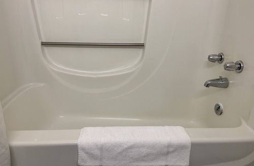 Mont-St-Hilaire Hotel | Motel Le Transit