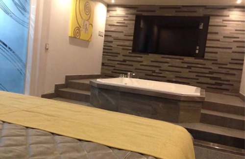 Calafia Hotel | Motel Marche