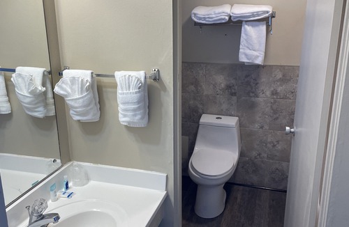 Moses Lake Hotel | Motel Oasis