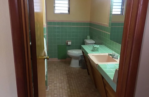 Historic Downtown Bedford Hotel | Motel Townhouse
