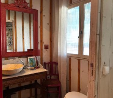 Bourgueil Hotel | Motel - Usine à Gaz