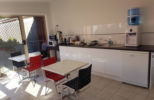 Sale Hotel | Motel24seven