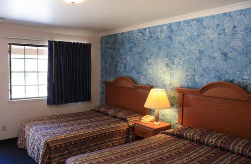 Apple Hill Hotel | Mother Lode Motel