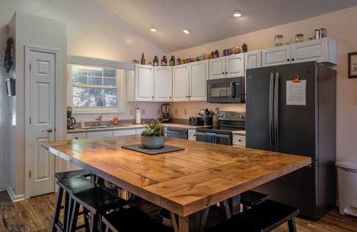 Forest Lake Heights House | MOTHER’S DAY WEEKEND SPECIAL: 10% OFF - Sunset Deck & Private Double-Decker Dock