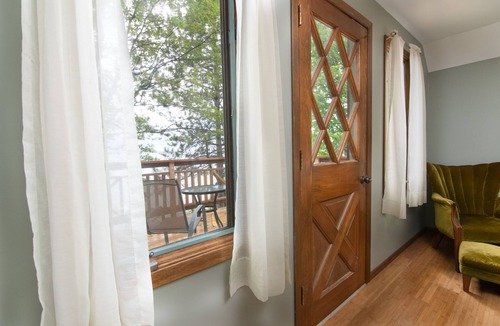 La Pointe House | Motisi's Sandy Beach