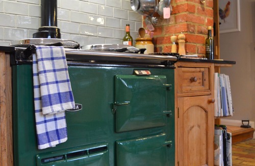 Stebbing Bed & Breakfast | Motts Cottage