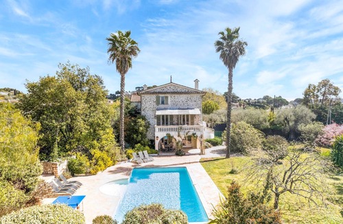 Mougins House | Mougins Villa | Pool & Garden near Cannes