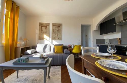 Jaunay-Clan Apartment | Moulin#1-Yellow'appart - Futuroscope-Jardin & Parking