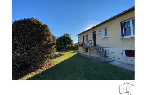 Jaunay-Clan Apartment | MOULIN#3 - 6 pers -calme-Jardin&Parking Futuroscope