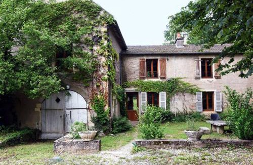 Jancigny House | Moulin dans un parc d’élevage à Daims