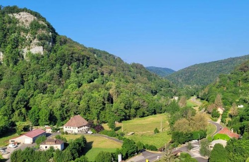 Cusance Bed & Breakfast | Moulin de la Cuse - L'îlote