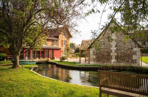 Hondouville House | Moulin de la Fontaine