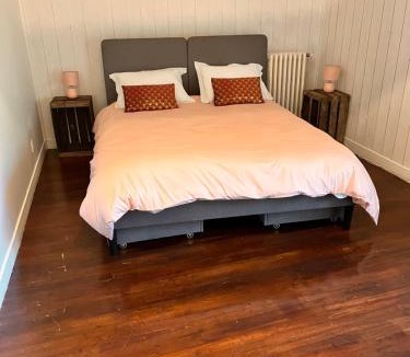 Sommieres-du-Clain House | Moulin De La Parenthèse