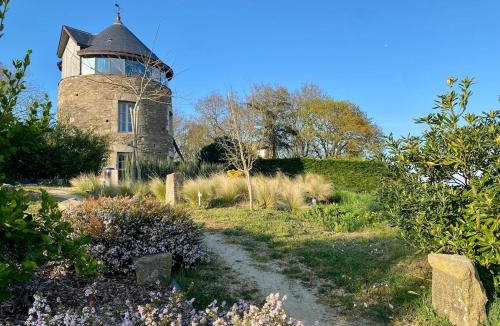 Langrolay-sur-Rance House | Moulin de la Rance vue panoramique et jacuzzi