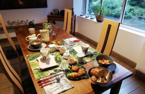 Monflanquin Bed & Breakfast | Moulin De Ladausse