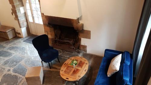 Le Relecq-Kerhuon House | Moulin de Lossulien