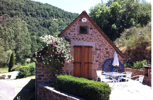 Moyrazes House | Moulin de Tanayssou, gite "La grange".