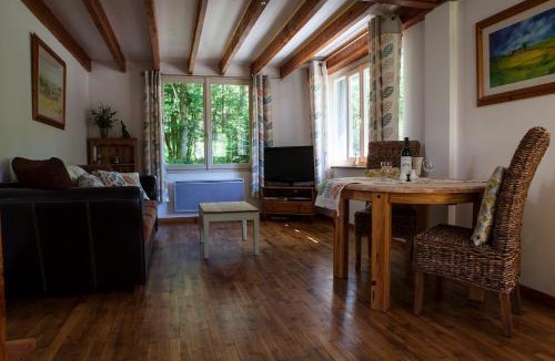 Faux-la-Montagne House | Moulin De Villesaint