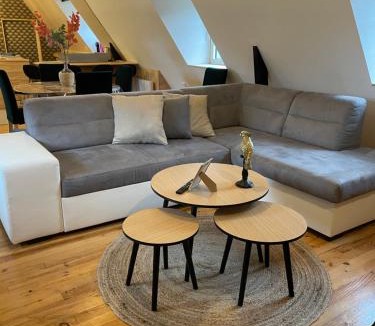 Plouneventer House | Moulin entier rénové