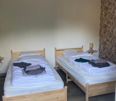 Plouneventer House | Moulin entier rénové