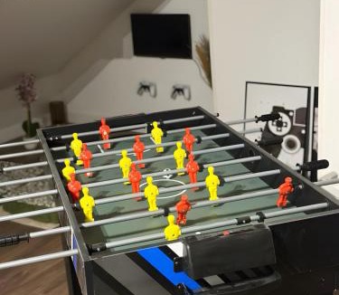 Persan House | Moulures d'Oise - Jacuzzi - Game room