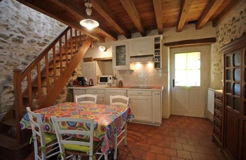 Saint-Ouen-sur-Gartempe House | Mounismes du bas