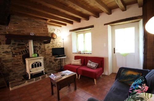 Saint-Ouen-sur-Gartempe House | Mounismes du bas