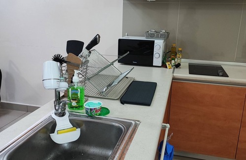 Taman Mount Austin Apartment | Mount Austin Lake View Comfy Staycation